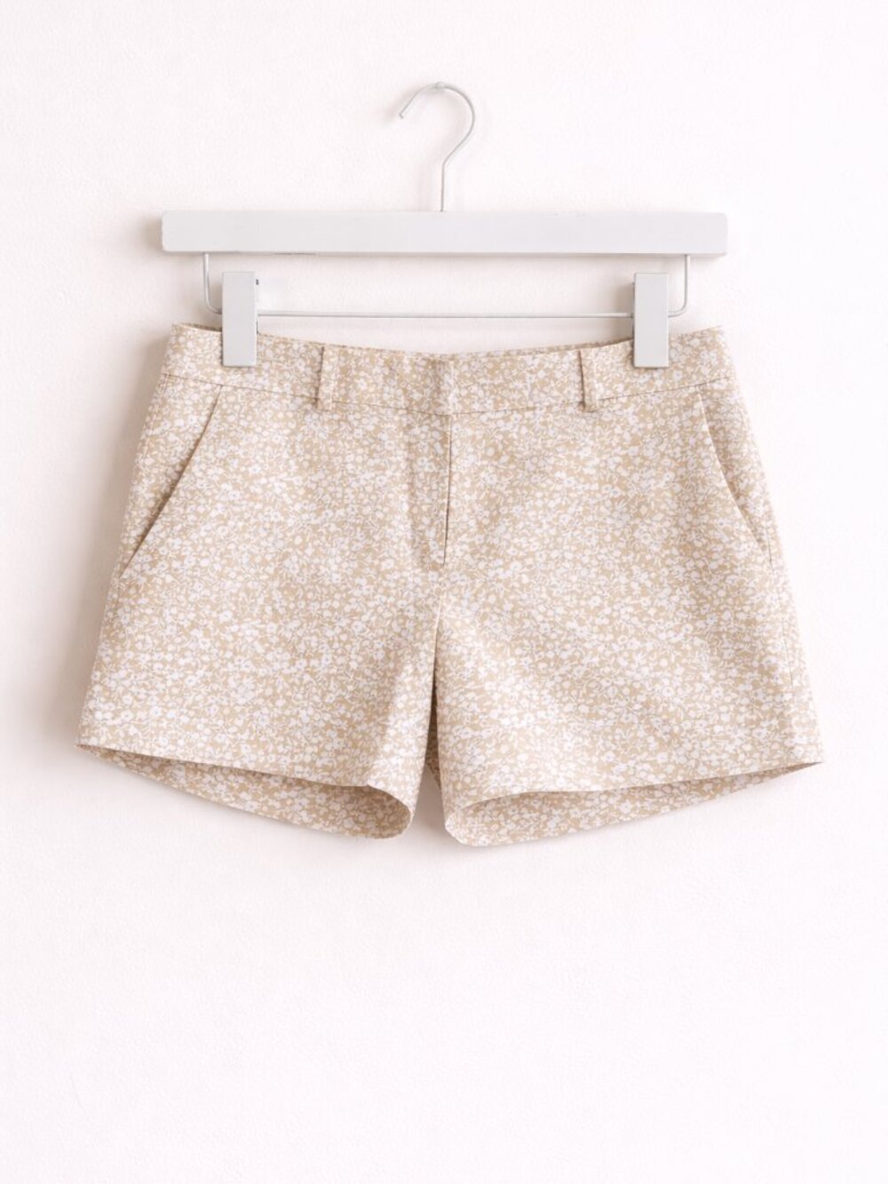MICHAEL Michael Kors Beige & White Floral Tailored Shorts